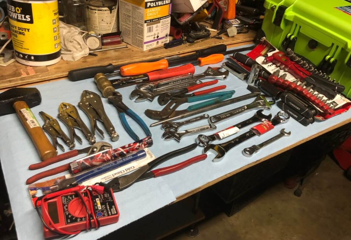 4 Wheel Drive Tools: What Do You Need?