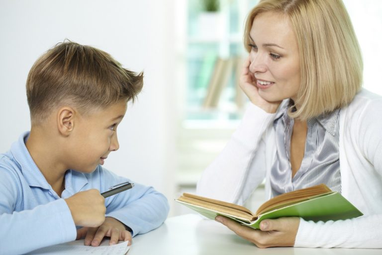 How to select a dependable Private Tutor for Your Child